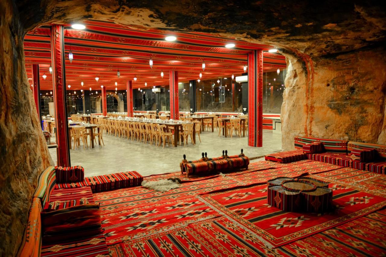 ホテル Little Petra Bedouin Camp Al Ḩayy エクステリア 写真